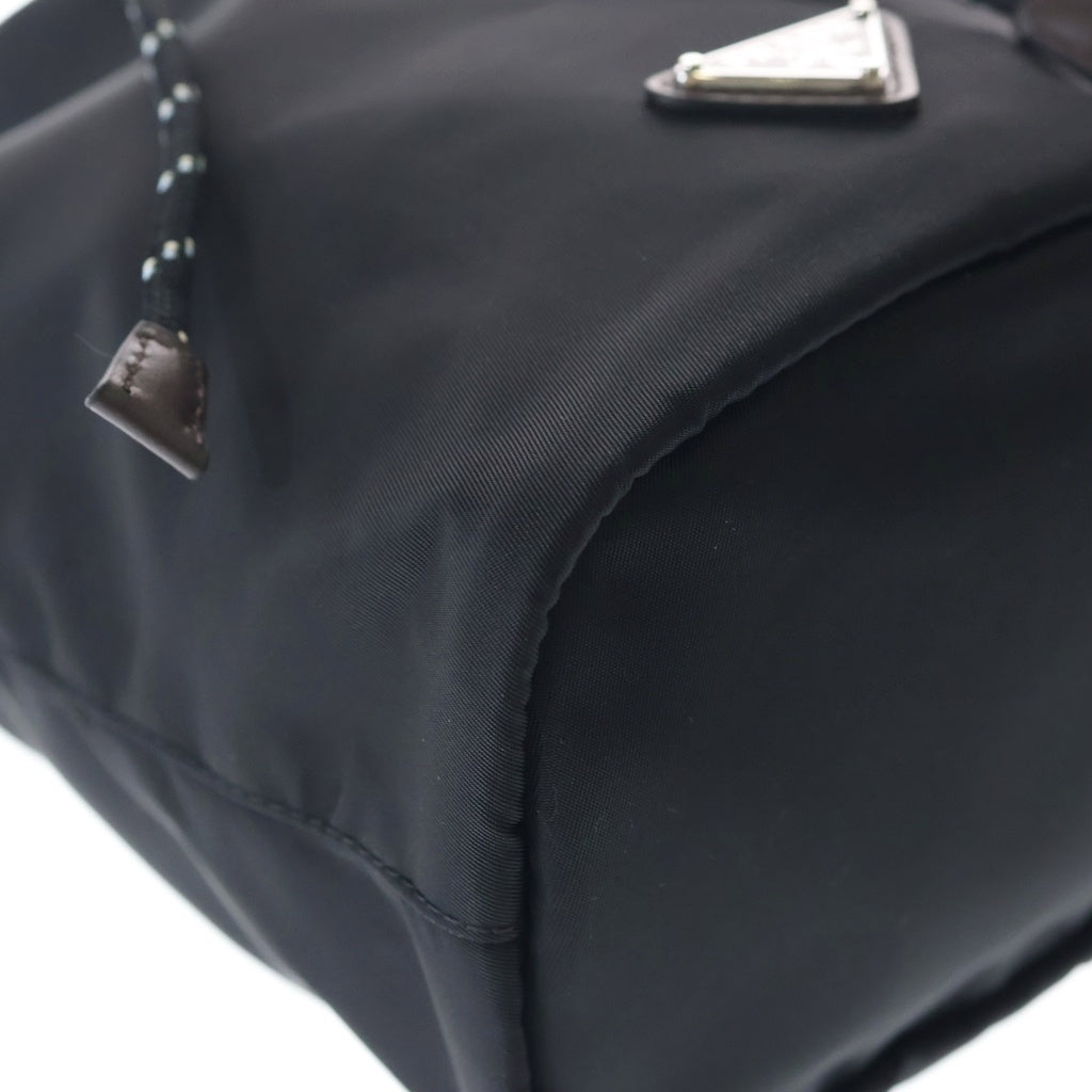 PRADA(プラダ) SPEEDROCK RE-NYLON POUCH スピードロック リナイロン 三角ロゴプレート ポーチ 巾着バッグ ブラック 2NE067
