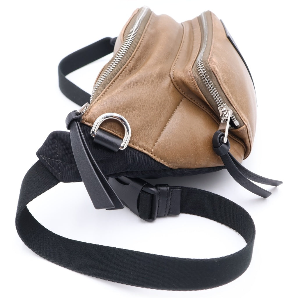 LOEWE(ロエベ) PUFFY BUMBAG アナグラム パフィー バム レザー ボディバッグ ブラウン
