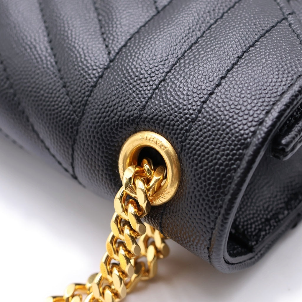 SAINT LAURENT PARIS(サンローランパリ) エンヴェロップ ミディアム グレイン ド プードル キルティングレザー チェーン ショルダーバッグ ブラック/ゴールド 600185 レディース