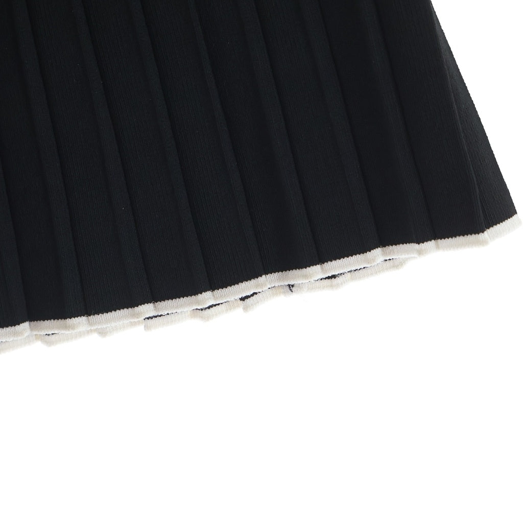 JACQUEMUS(ジャックムス) LE SHORT MAILLE PLISSE ルショートマイルプリッセ プリーツニットミニショーツ ブラック レディースハーフパンツ 241KN436