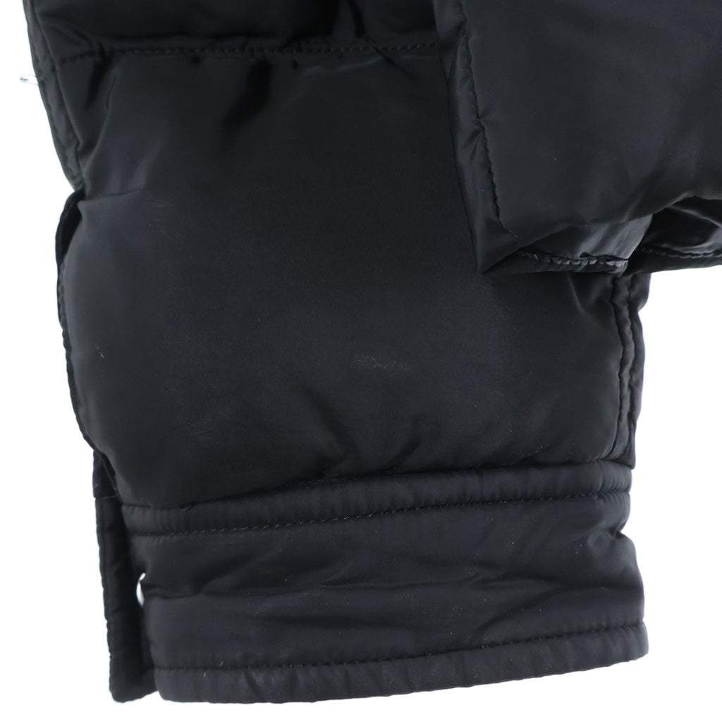 PRADA(プラダ) RE NYLON リナイロン トライアングルロゴ ジップアップ フーデッドダウンジャケット ブラック SGH072 R232