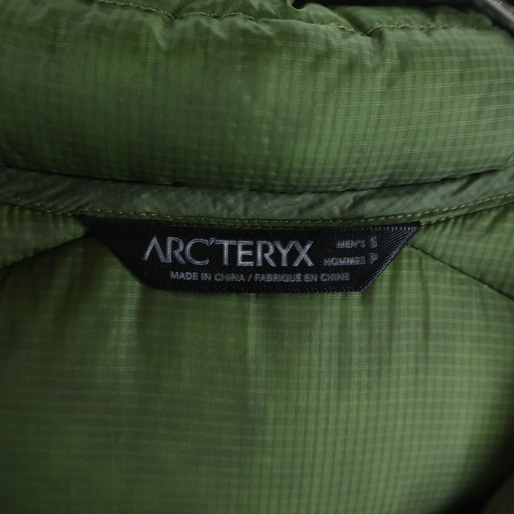 ARC'TERYX(アークテリクス) CERIUM HOODY セリウム フーディー ロゴエンブロイダリー フーデッド ダウンジャケット グリーン 20E3725