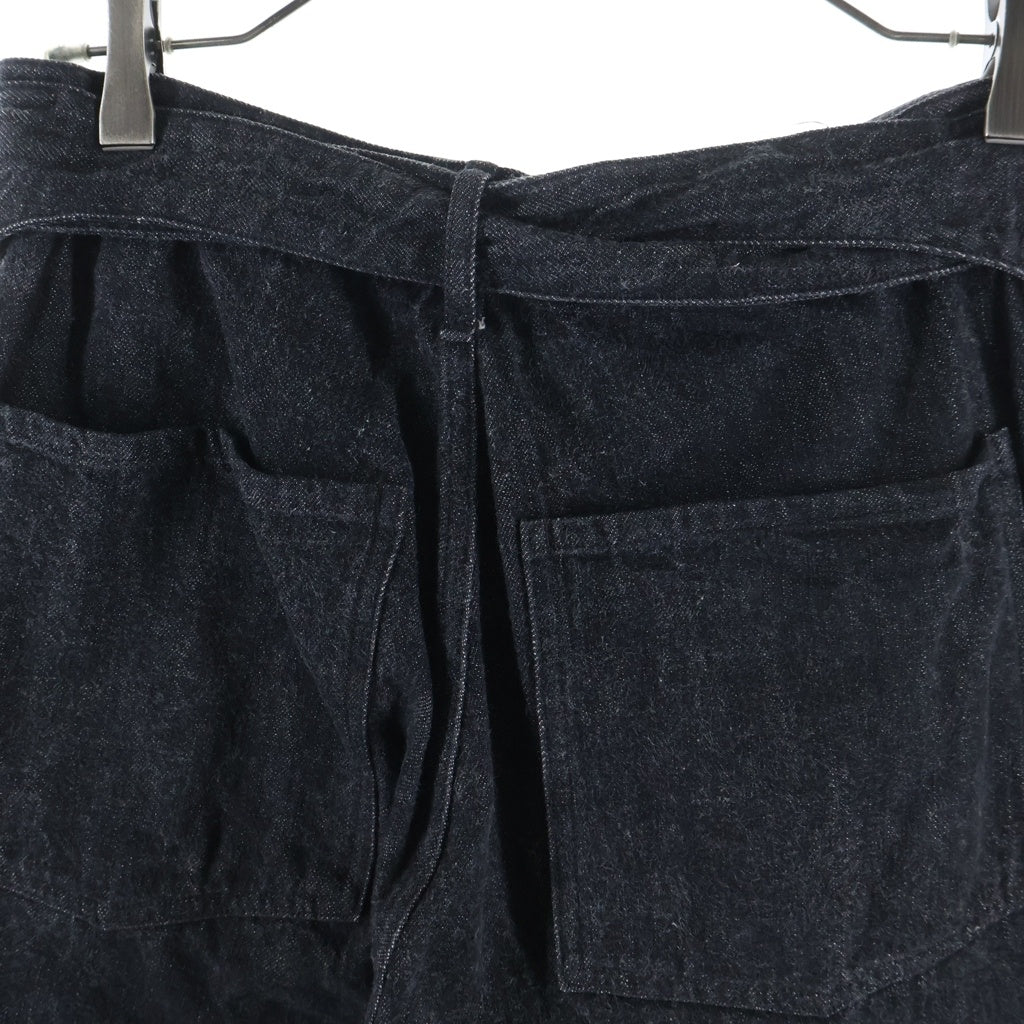 COMOLI(コモリ) 21SS ベルテッド ウォッシュド ボタンフライ テーパードデニムパンツ ジーンズ ブラック T01-03004