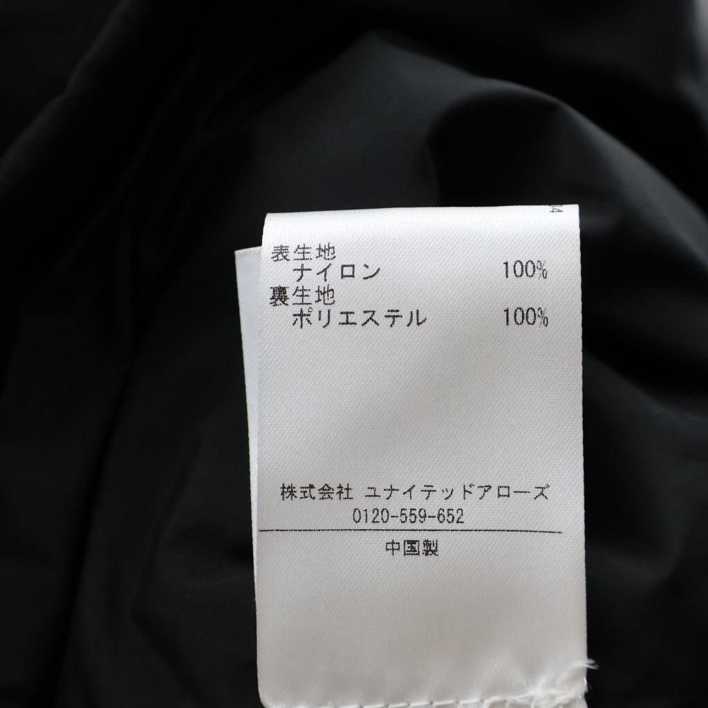 FEAR OF GOD ESSENTIALS(フィアオブゴッド エッセンシャルズ) ジップアップ ナイロン スタンドカラー ジャケット ブラック 8325-343-1900
