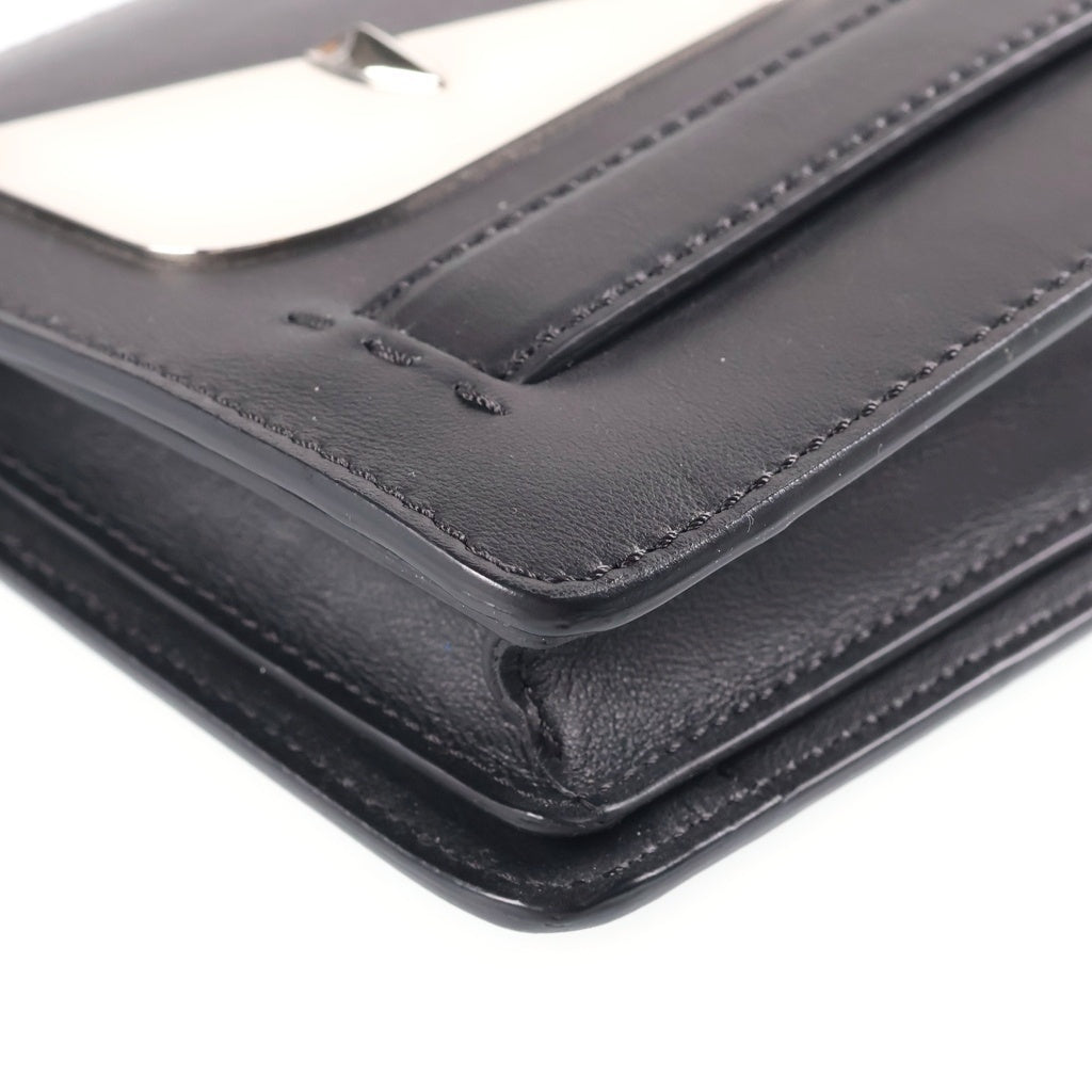 FENDI(フェンディ) BUGS MONSTER CLUTCH バグズ モンスター メタル装飾 レザークラッチバック ブラック 7VA350-9YX レディース