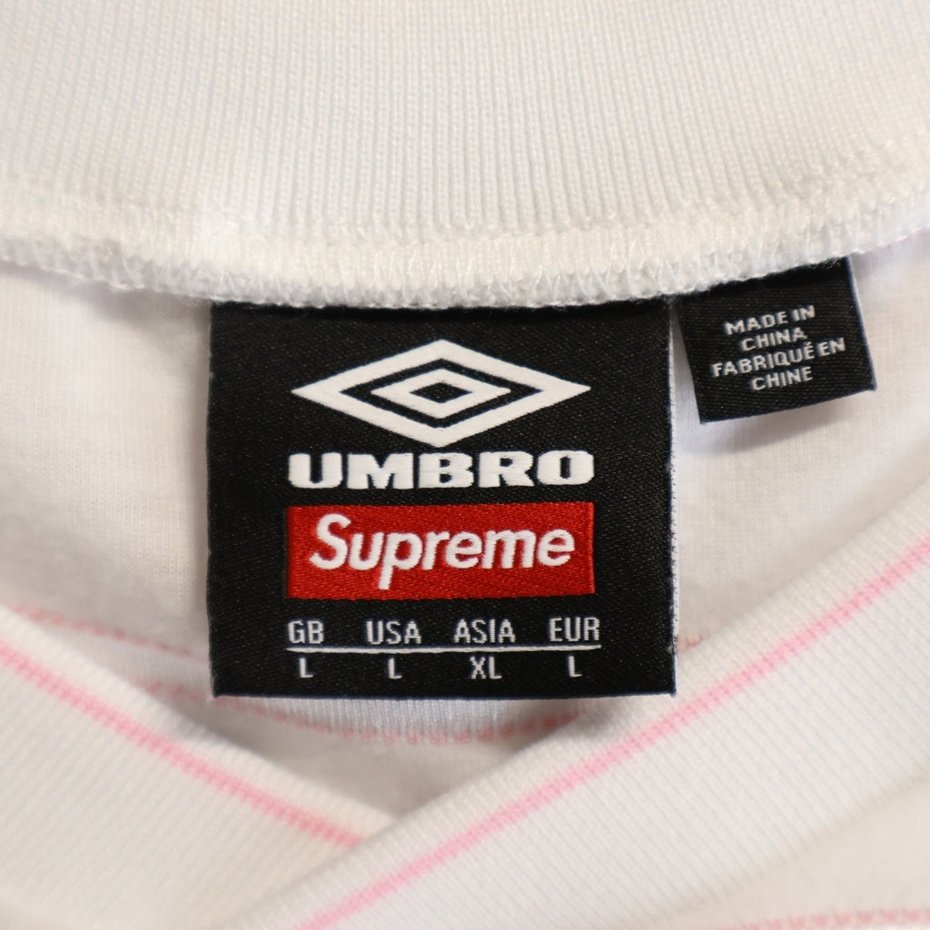 SUPREME(シュプリーム) 25SS ×UMBRO Stripe Soccer Jersey ロゴエンブロイダリー ストライプサッカージャージ クロスオーバーVネック半袖Tシャツ カットソー ホワイト/ピンク