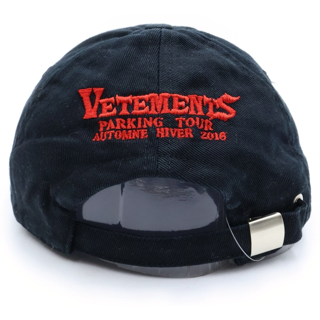 VETEMENTS(ヴェトモン) 16AW PARKING TOUR CAP パーキングツアー バック刺繍 ベースボールキャップ 帽子 ブラック WF17AC3