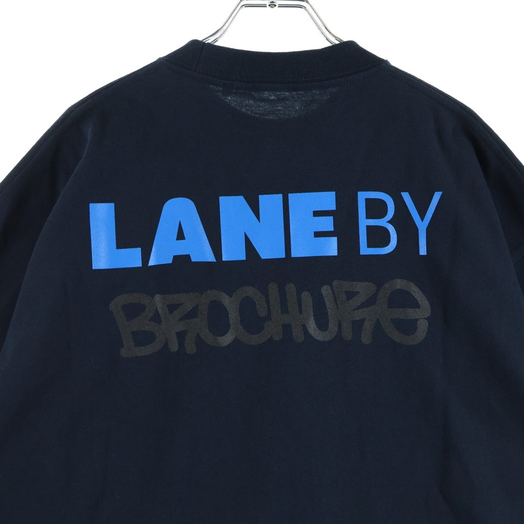 LANE BY BROCHURE(レーンバイブローシュアー) LANE BY 831 TEE ロゴプリントTシャツ ブラック