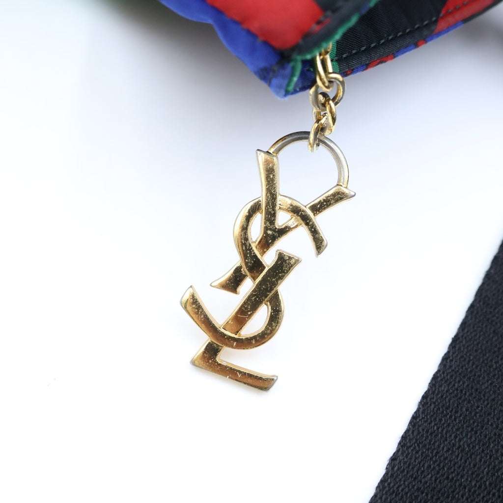YVES SAINT LAURENT(イヴサンローラン) ロゴ金具付 LOVE柄 ラウンドジップ ナイロン トートバッグ マルチカラー レディース