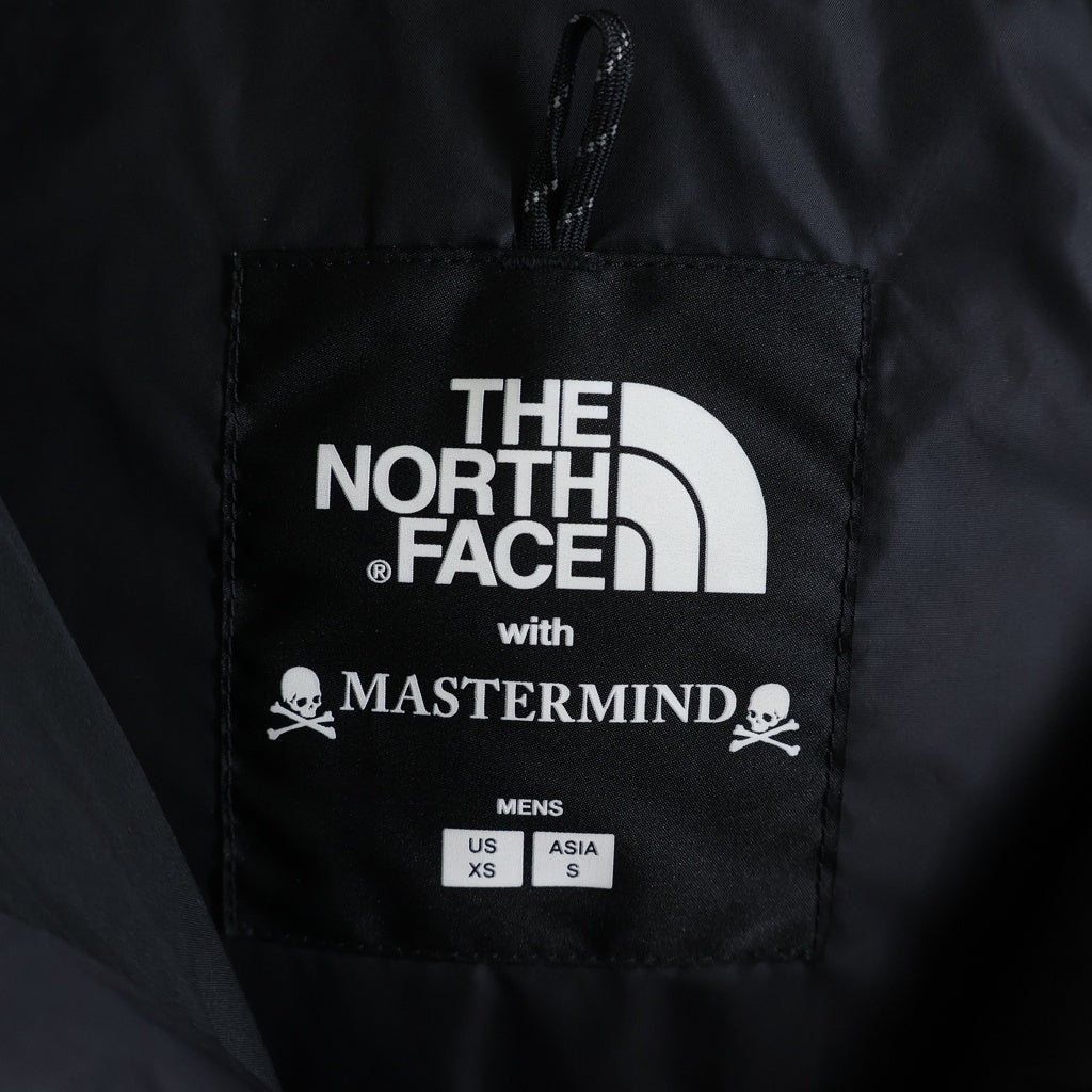 THE NORTH FACE(ザノースフェイス) 18AW ×MASTERMIND WORLD NUPTSE PUFFER JACKET マスターマインド ワールド ヌプシ ロゴ プリント パファー ダウンジャケット ブラック NF0A3V8F