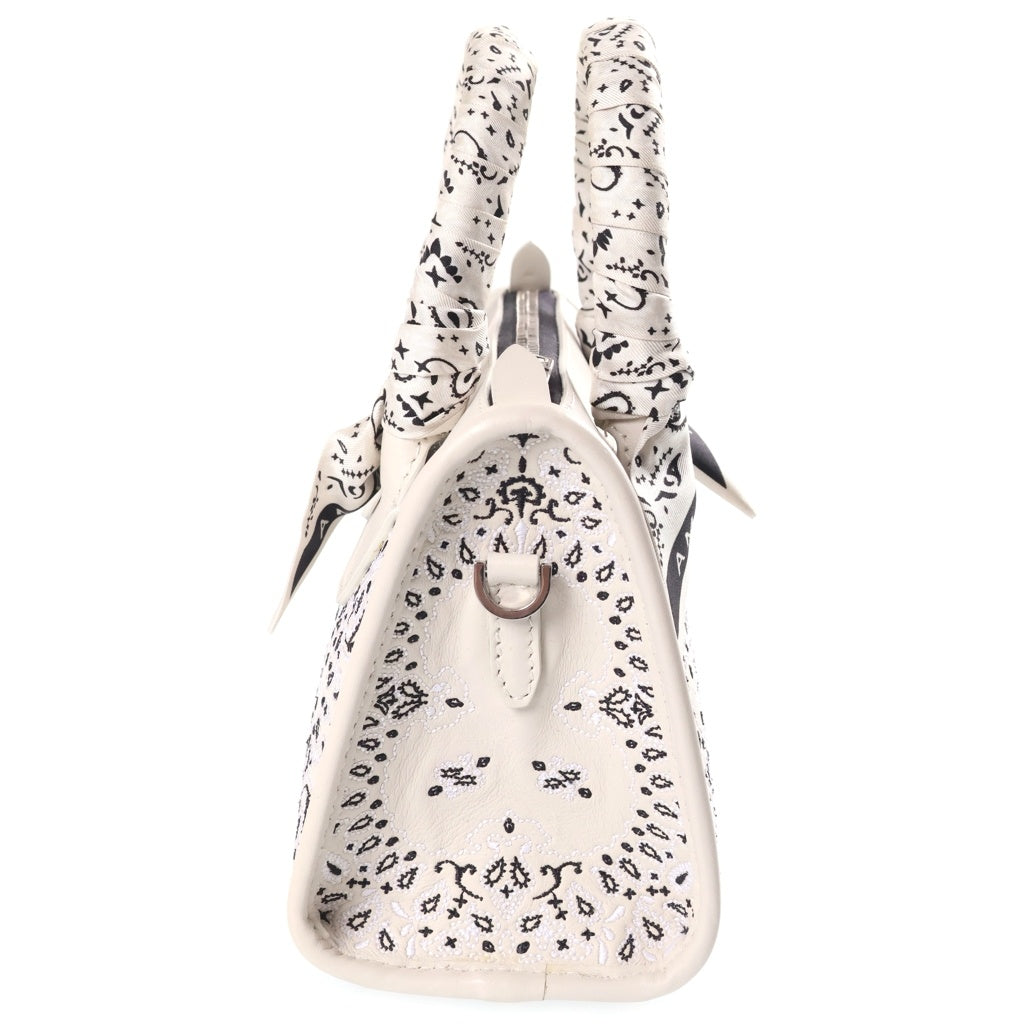 AMIRI(アミリ) BANDANA MICRO TRIANGLE BAG バンダナ マイクロ トライアングル 2WAY ハンドバッグ ショルダーバッグ アイボリー AWBGTH1012 レディース