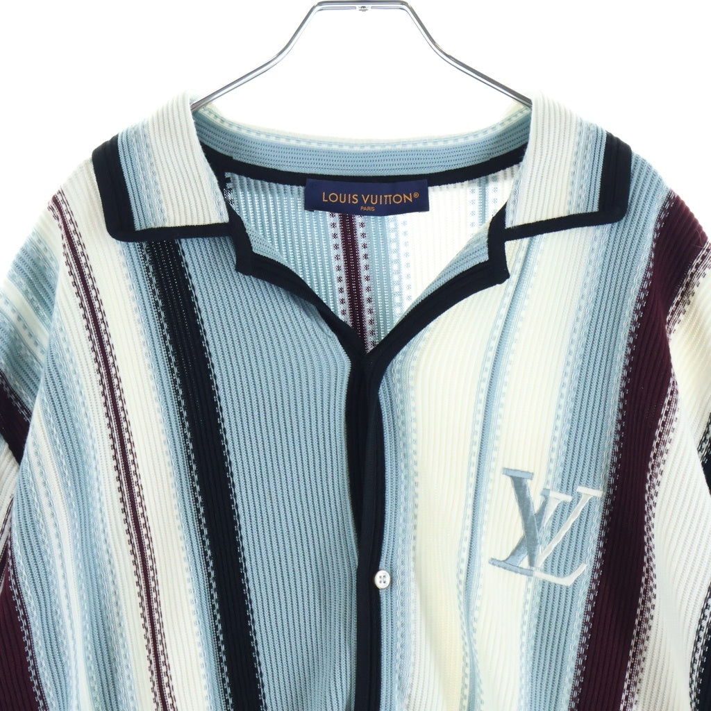 LOUIS VUITTON(ルイヴィトン) 23SS ロゴエンブロイダリー ストライプ オープンカラー 半袖ニットシャツ ブルー/ホワイト/ブラック RM252MM USO HTN23W