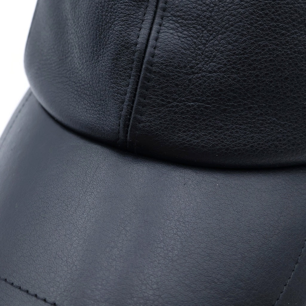 GIVENCHY(ジバンシィ) ナッパレザー ロゴエンボス ベースボールキャップ 帽子 ブラック