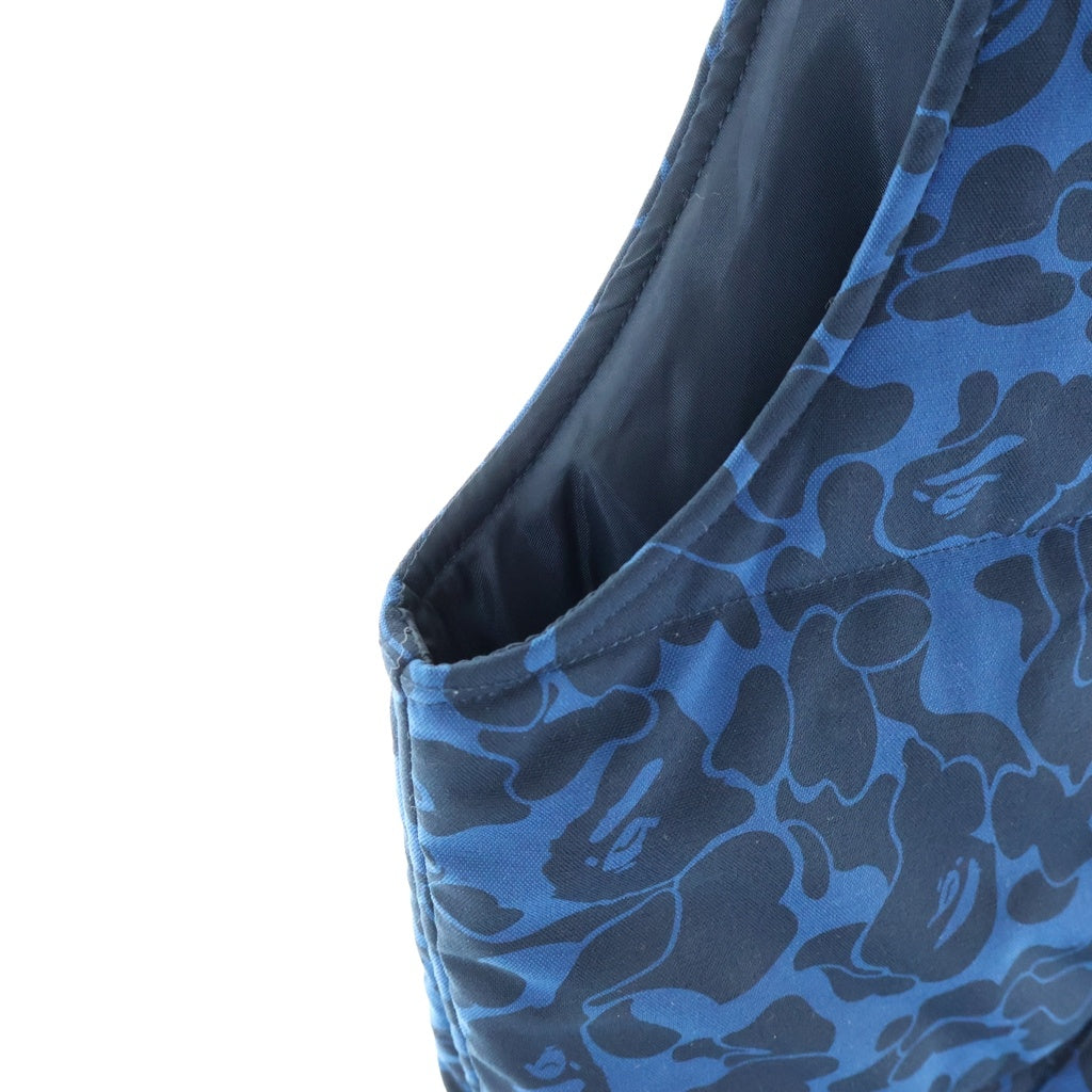 A BATHING APE(アベイシングエイプ) カモ柄 中綿 スナップボタンベスト ブルー 001GDA201049X