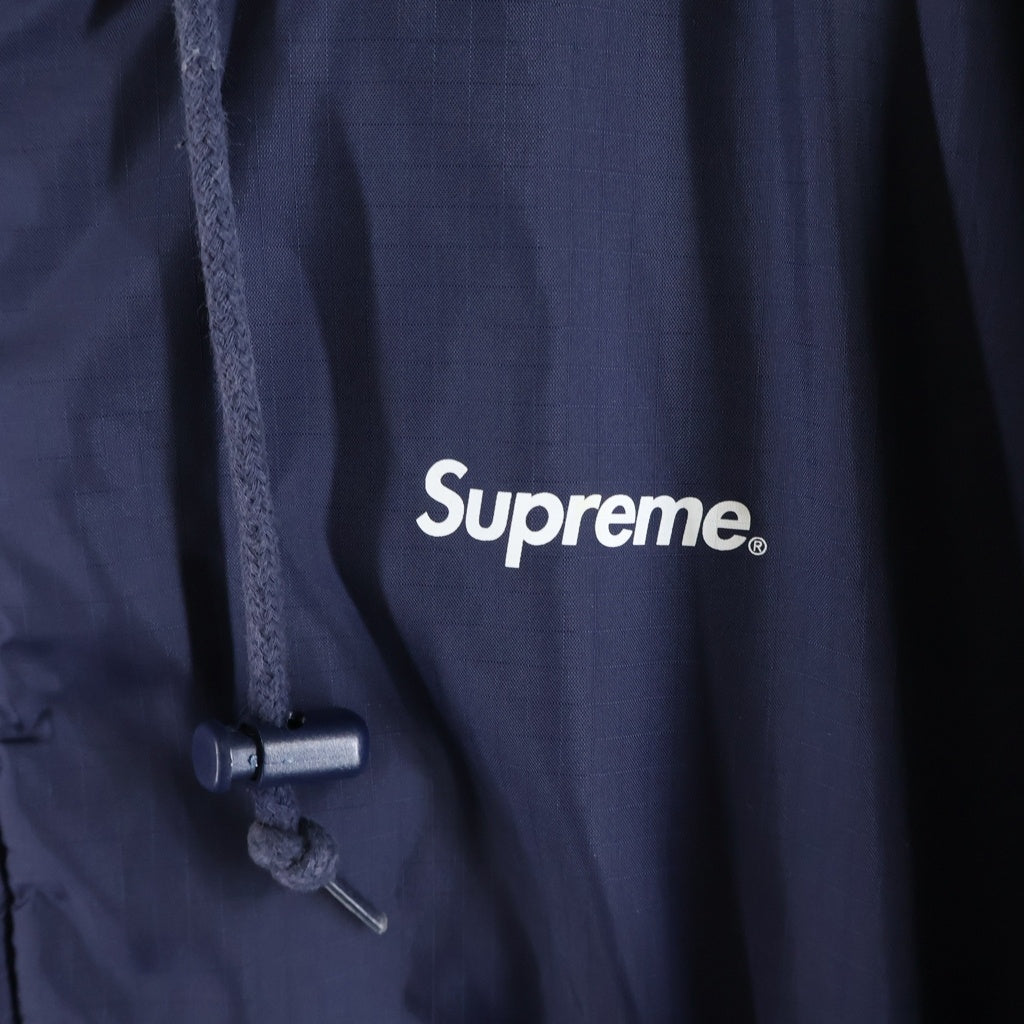 SUPREME(シュプリーム) 15AW 2-Tone Hooded Sideline Jacket ロゴプリント ツートン フーデッド サイドライン 中綿ジャケット レッド/ネイビー