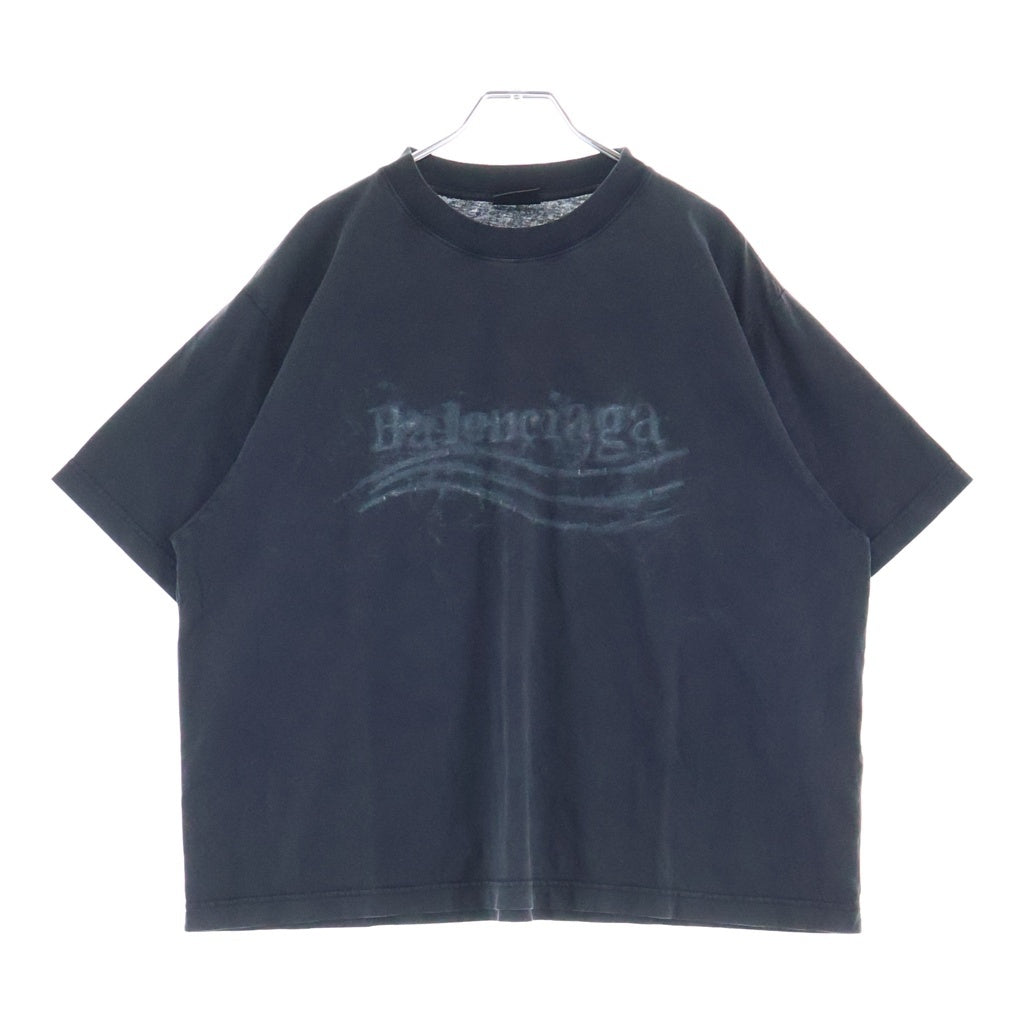 BALENCIAGA(バレンシアガ) 26SS CRAYON POLITICAL T-SHIRT MEDIUM-FIT ミディアムフィット ウォッシュ加工 クレヨンポリティカルロゴTシャツ 半袖クルーネックカットソー ブラック 850990 TTVD8