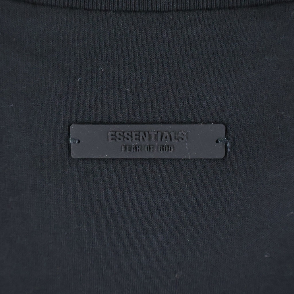FEAR OF GOD ESSENTIALS(フィアオブゴッド エッセンシャルズ) JERSEY LONG-SLEEVE T-SHIRT ジャージー ロゴプリント クルーネック 長袖Tシャツ カットソー ブラック 125H0244370F