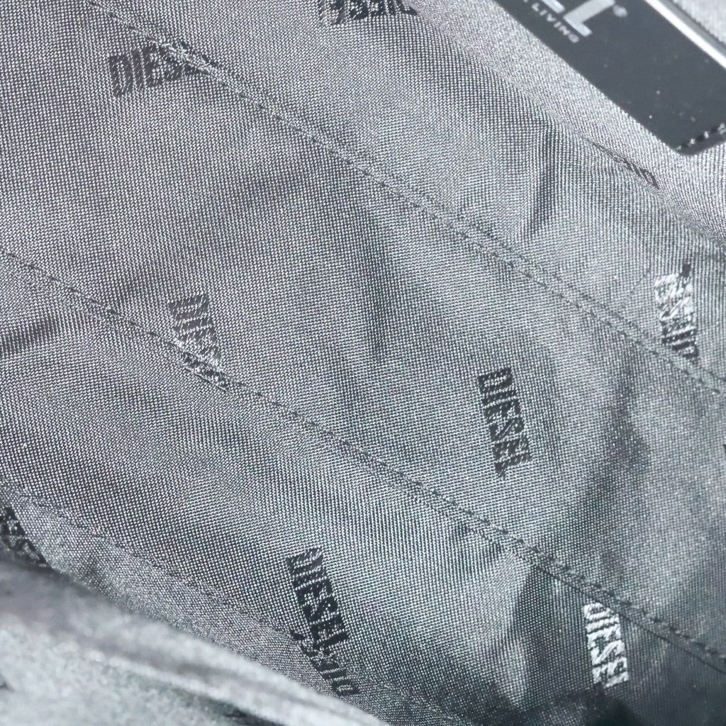 DIESEL(ディーゼル) 1DR DOME CROSSBODY Dロゴ 型押し 2WAY トップハンドル レザークロスボディバッグ ブラック X10369 P8279 レディース