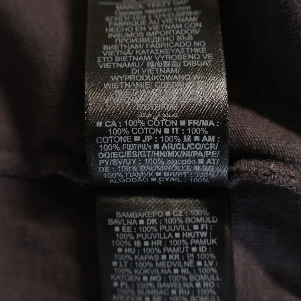 Yeezy Gap Engineered by Balenciaga(イージー ギャップ エンジニアードバイ バレンシアガ) Dove Long-Sleeve Tee ドーヴ ロゴプリント モックネック長袖Tシャツ カットソー チャコール 471305-01-1