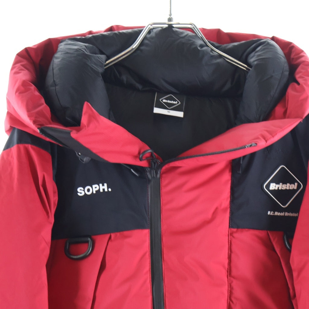 F.C.R.B./F.C.Real Bristol/FCRB(エフシーアールビー/エフシーレアルブリストル) 21AW DOWN BENCH PARKA ベンチ パーカ ロゴワッペン ナイロン フーデッド ダウン ジャケット レッド FCRB-212028