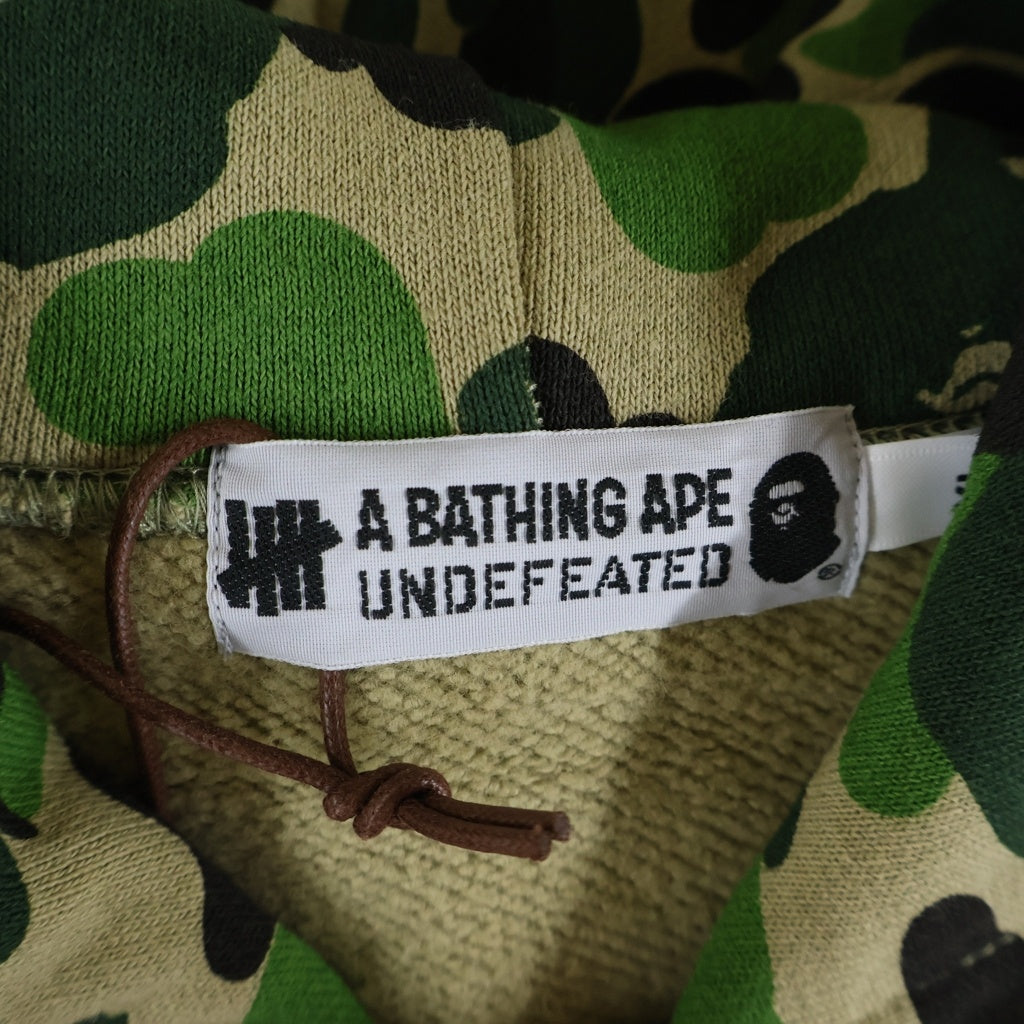 A BATHING APE(アベイシングエイプ) 18SS ×UNDEFEATED ABC COLLEGE PULLOVER HOODIE アンディフィーテッド ABCカモ フロントカレッジロゴ プルオーバースウェットパーカー グリーン 1E23114908