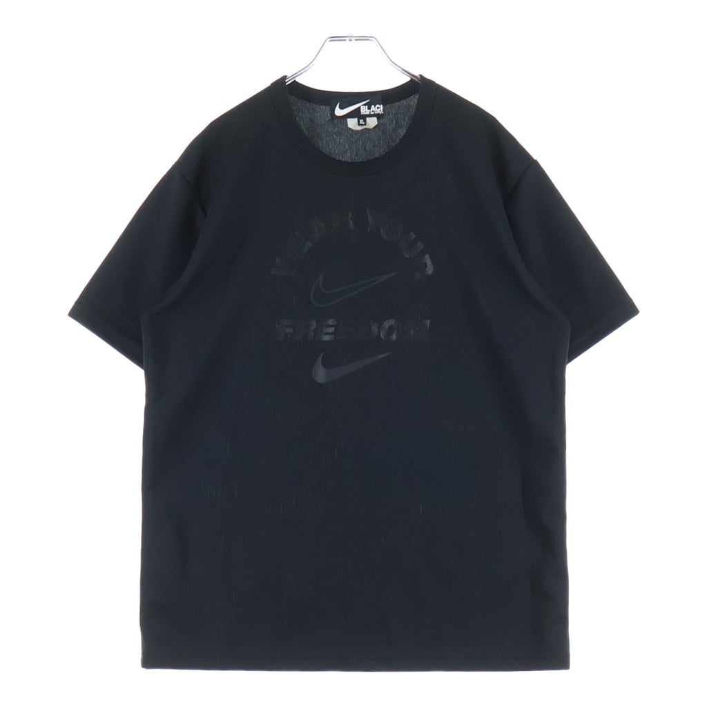 BLACK COMME des GARCONS(ブラックコムデギャルソン) AD2021 ×NIKE フロントロゴプリント クルーネック半袖Tシャツ カットソー ブラック 1G-T103