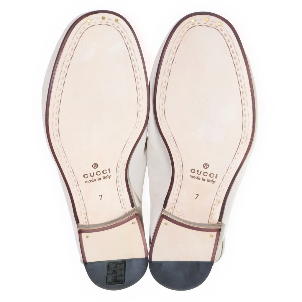 GUCCI(グッチ) ヌバックレザー ホースビット ローファー シューズ アイボリー 831269