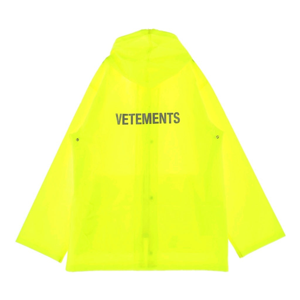 VETEMENTS(ヴェトモン) 18SS バックロゴプリント オーバーサイズド PVC フーデッドコート ジャケット イエロー WSS18JA32