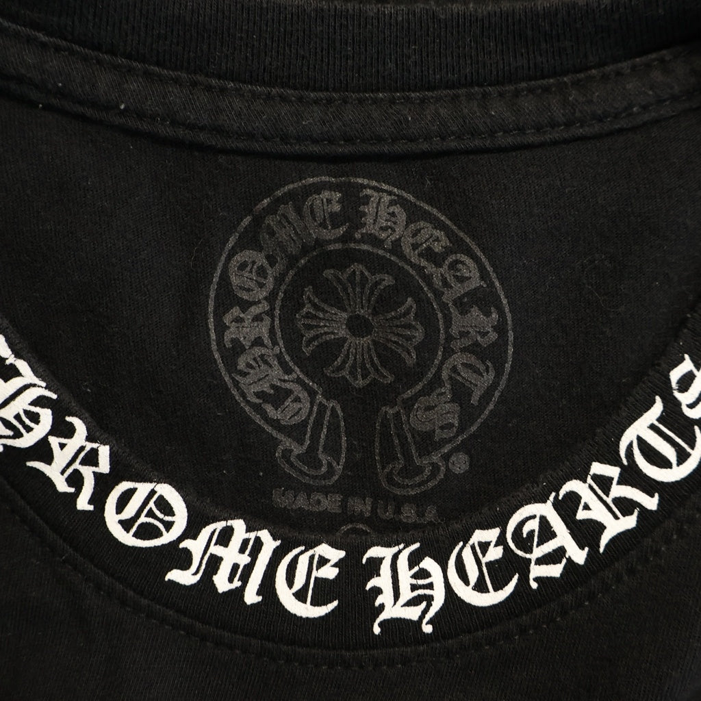 CHROME HEARTS(クロムハーツ) ネックロゴ スクロールラベルプリント クルーネック半袖ポケットTシャツ カットソー ブラック