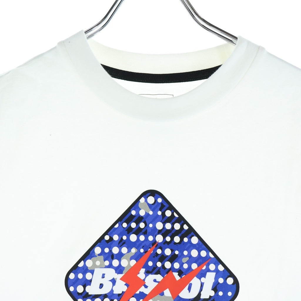 F.C.R.B.(エフシーアールビー) 26SS ×fragment design Camouflage Emblem Tee フラグメントデザイン カモフラージュエンブロム クルーネック半袖Tシャツ カットソー FCRB-260172