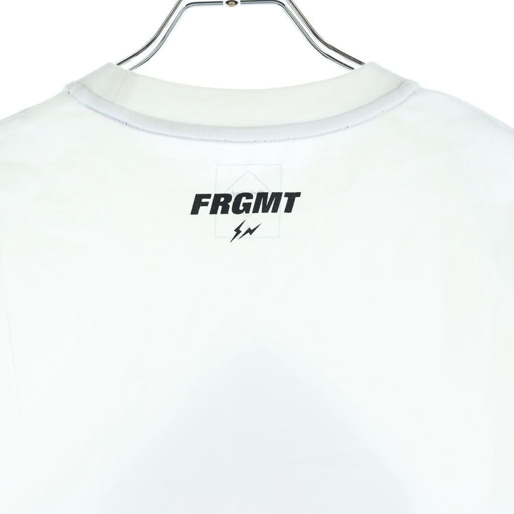 F.C.R.B.(エフシーアールビー) 26SS ×fragment design Camouflage Emblem Tee フラグメントデザイン カモフラージュエンブロム クルーネック半袖Tシャツ カットソー FCRB-260172