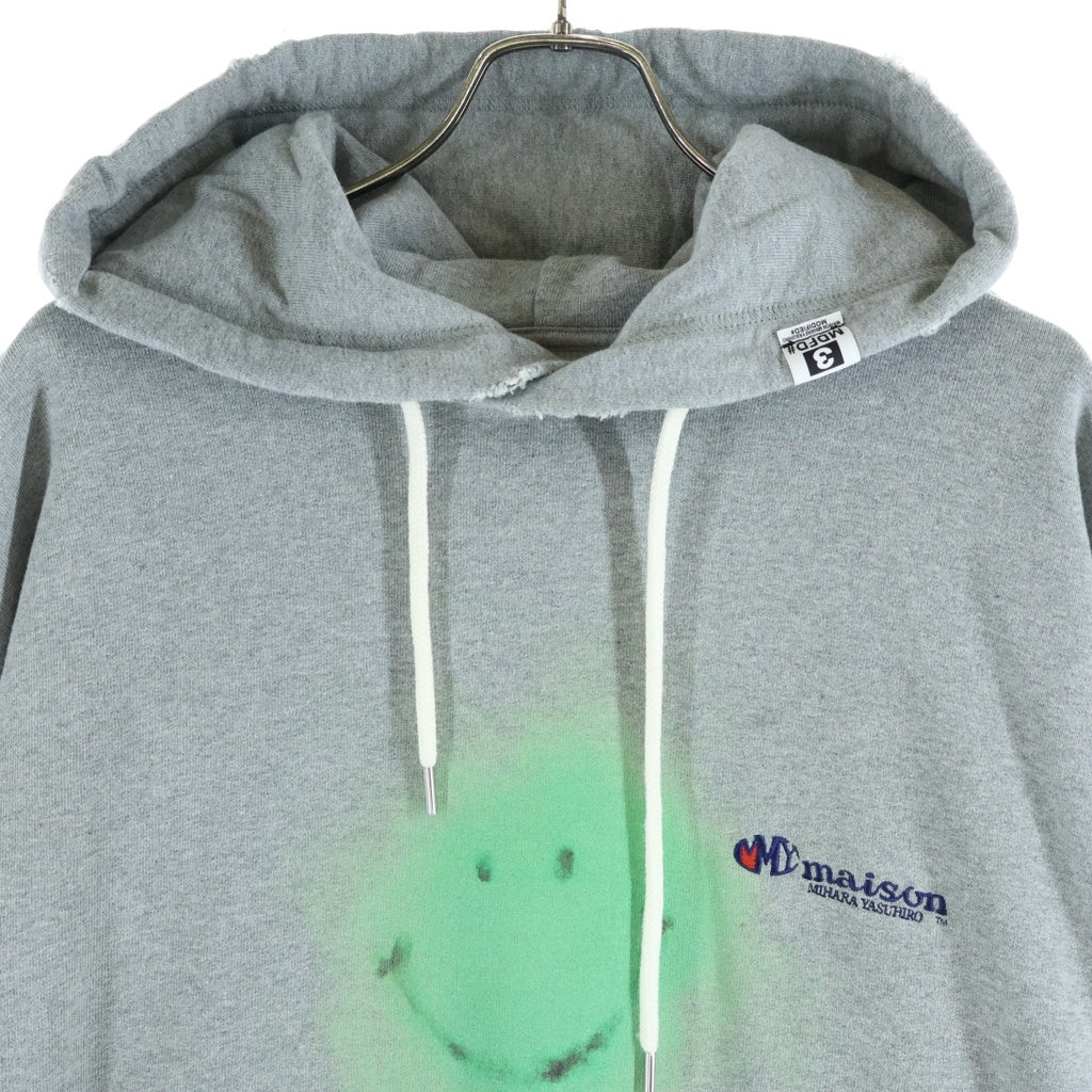 MAISON MIHARAYASUHIRO(メゾンミハラヤスヒロ) 23AW DISTRESSED HOODIE フロントスマイルプリント ダメージ加工 プルオーバースウェットパーカー フーディー グレー J11HD512