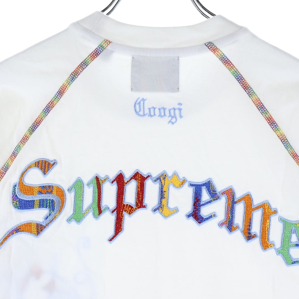 SUPREME(シュプリーム) 23SS ×COOGI Raglan S/S Top クージー 刺繍デザイン ラグランTシャツ 半袖クルーネックカットソー ホワイト