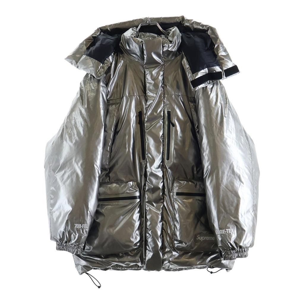 SUPREME(シュプリーム) 22AW GORE TEX 700-FILL Down Parka ゴアテックス メタリック ダウンパーカー フーデッドジャケット シルバー