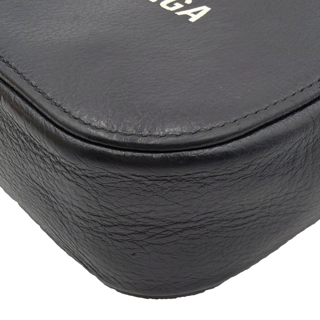 BALENCIAGA(バレンシアガ) EVERYDAY CAMERA BAG XS エブリデイ レザーショルダーカメラバッグ ブラック 652372 レディース