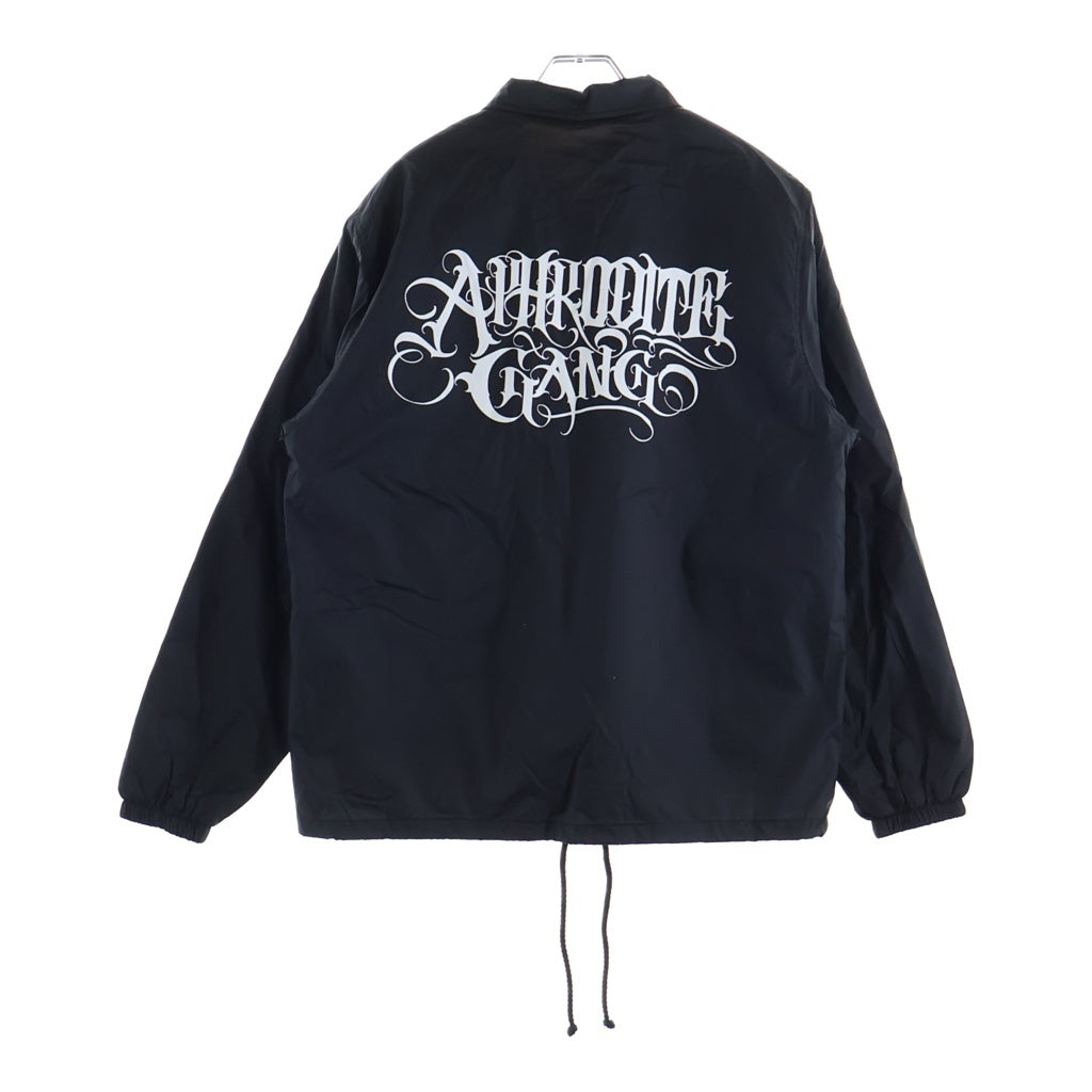 BUDSPOOL(バッズプール) APRHODITE GANG アフロディーテギャング ロゴプリント 内ボアコーチジャケット ブラック