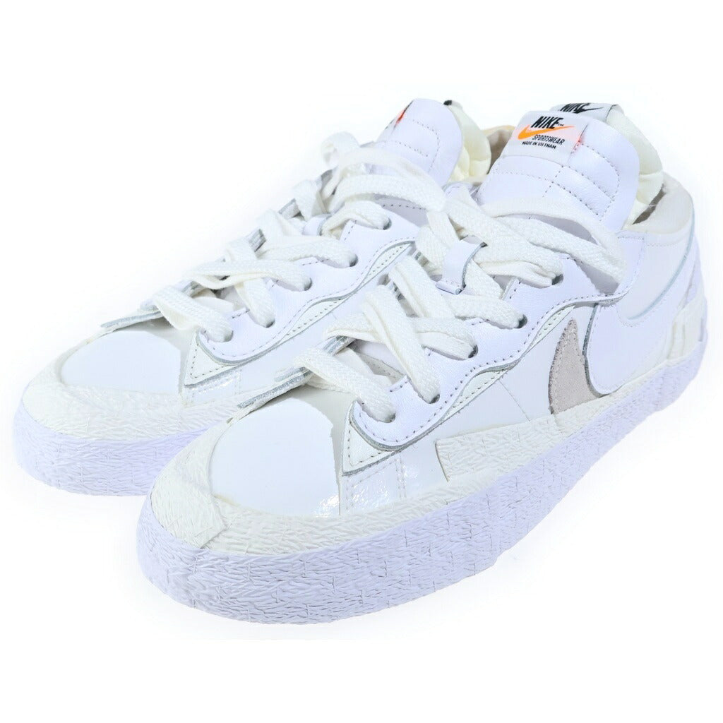 NIKE(ナイキ) ×sacai BLAZER LOW WHITE PATENT LEATHER サカイ ブレザー ホワイトパテントレザー ローカットスニーカー ホワイト US8.5/26.5cm DM6443-100