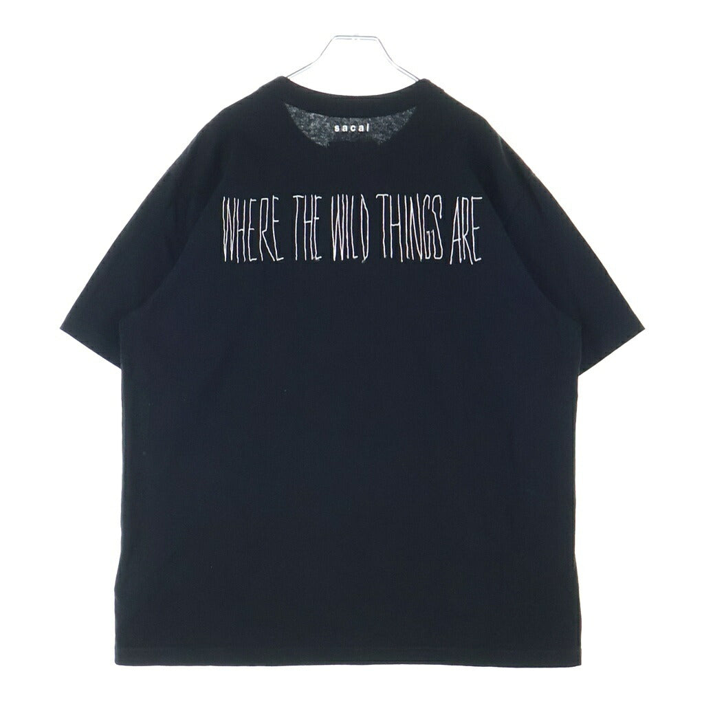 Sacai(サカイ) 25SS ×WHERE THE WILD THINGS ARE T-SHIRT かいじゅうたちのいるところ グラフィックプリントTシャツ 半袖クルーネックカットソー ブラック 25-01008S