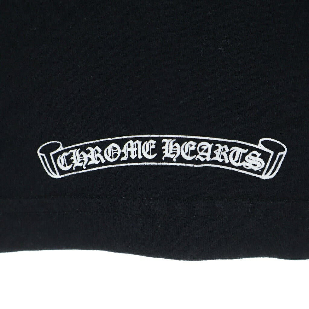 CHROME HEARTS(クロムハーツ) BACK ARCH LOGO SCROLL RABEL USA PRINT TEE バックアーチロゴ スクロールラベル プリント 半袖Tシャツ カットソー ブラック