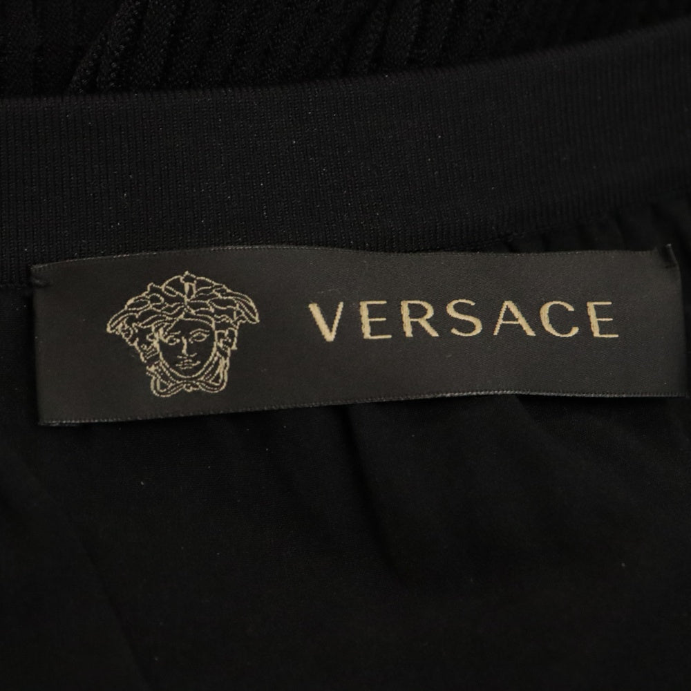 GIANNI VERSACE(ジャンニ ヴェルサーチ) メッシュ プリーツ スカート レディース ブラック A76414