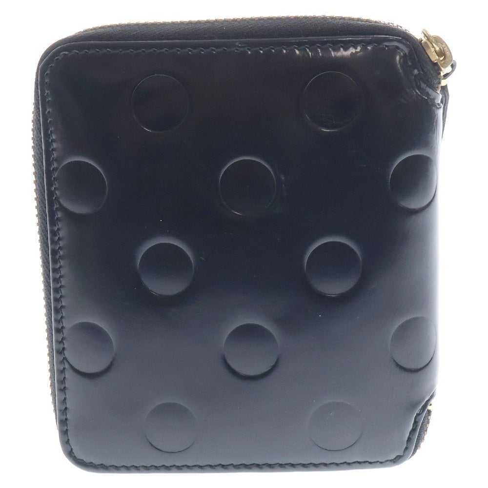 COMME des GARCONS(コムデギャルソン) POLKA DOTS EMBOSSED ポルカドット エンボス パテントレザー コンパクト ウォレット 二つ折り財布 ブラック SA2100NE