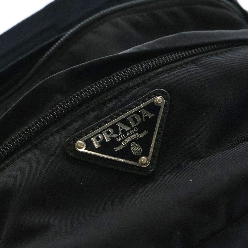 PRADA(プラダ) 三角プレート バッグ ナイロン ウエストポーチ ボディバッグ ブラック