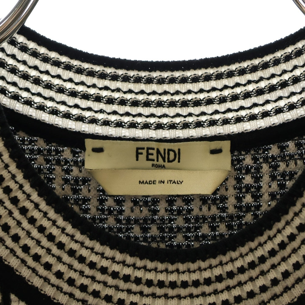 FENDI(フェンディ) FFロゴ ズッカ柄 レーヨン 半袖ニット Tシャツ カットソー ホワイト/ブラック レディース FZX649 AF4U