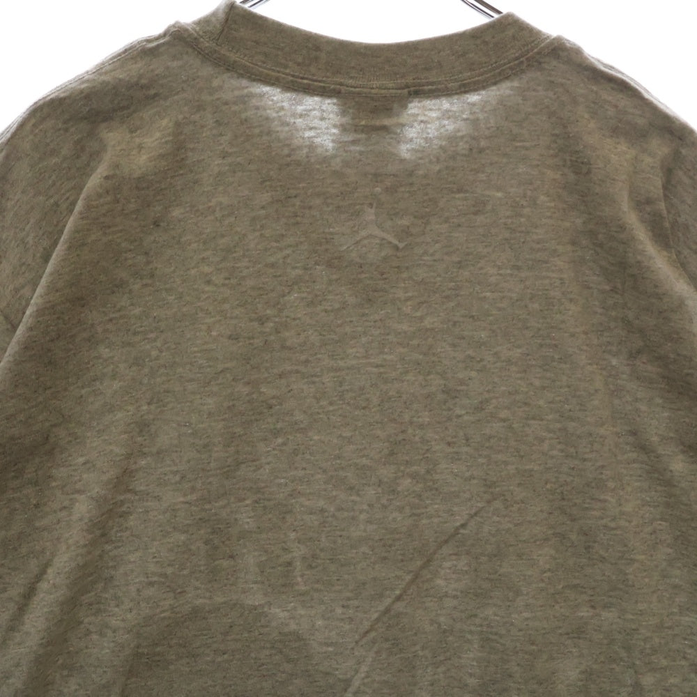 NIKE(ナイキ) JORDAN BRAND ジョーダンブランド Fresh Out The Box プリント 半袖Tシャツ カットソー グレー