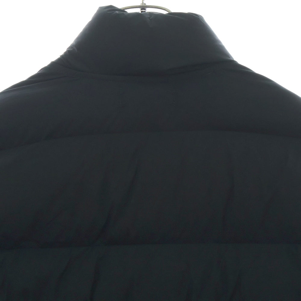 STONE ISLAND(ストーンアイランド) 23AW ロゴワッペン ジップアップ ナイロン ダウンジャケット ブラック 791544028