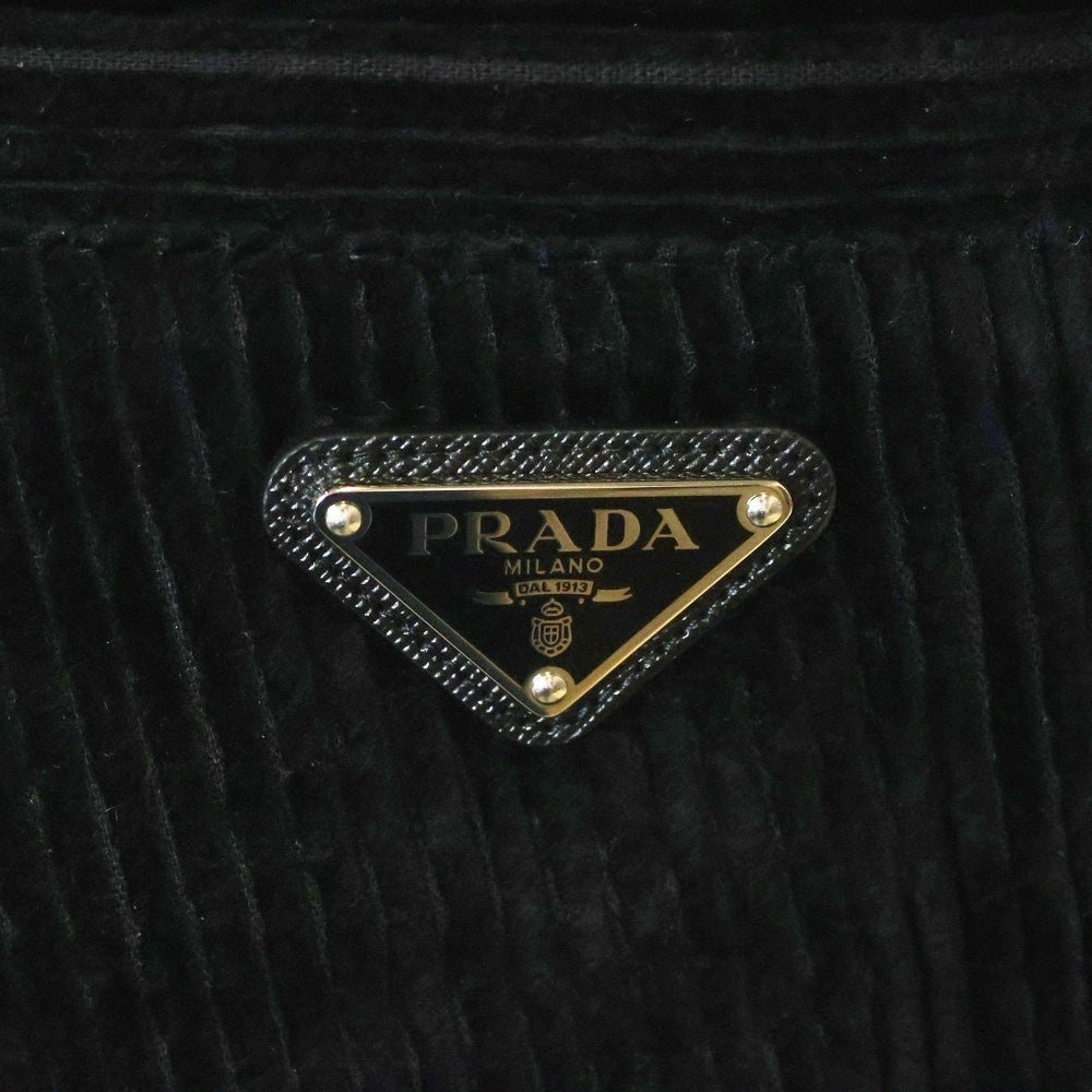 PRADA(プラダ) トライアングルプレート コットン コーデュロイ ロゴ ポケット付き カーゴパンツ ブラック