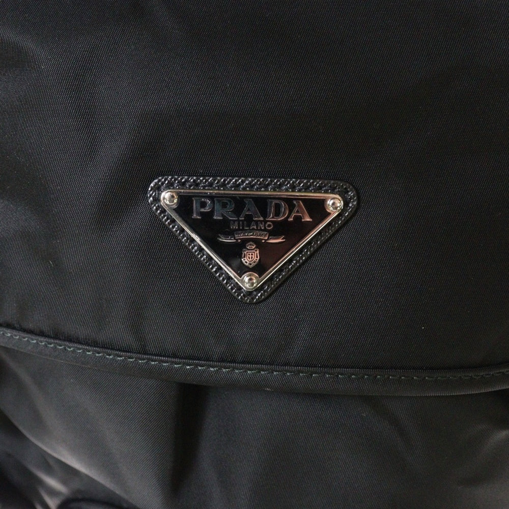 PRADA(プラダ) Re-Nylon リナイロン サフィアーノ レザー トライアングル ロゴプレート バックパック リュックサック ブラック 2VZ090