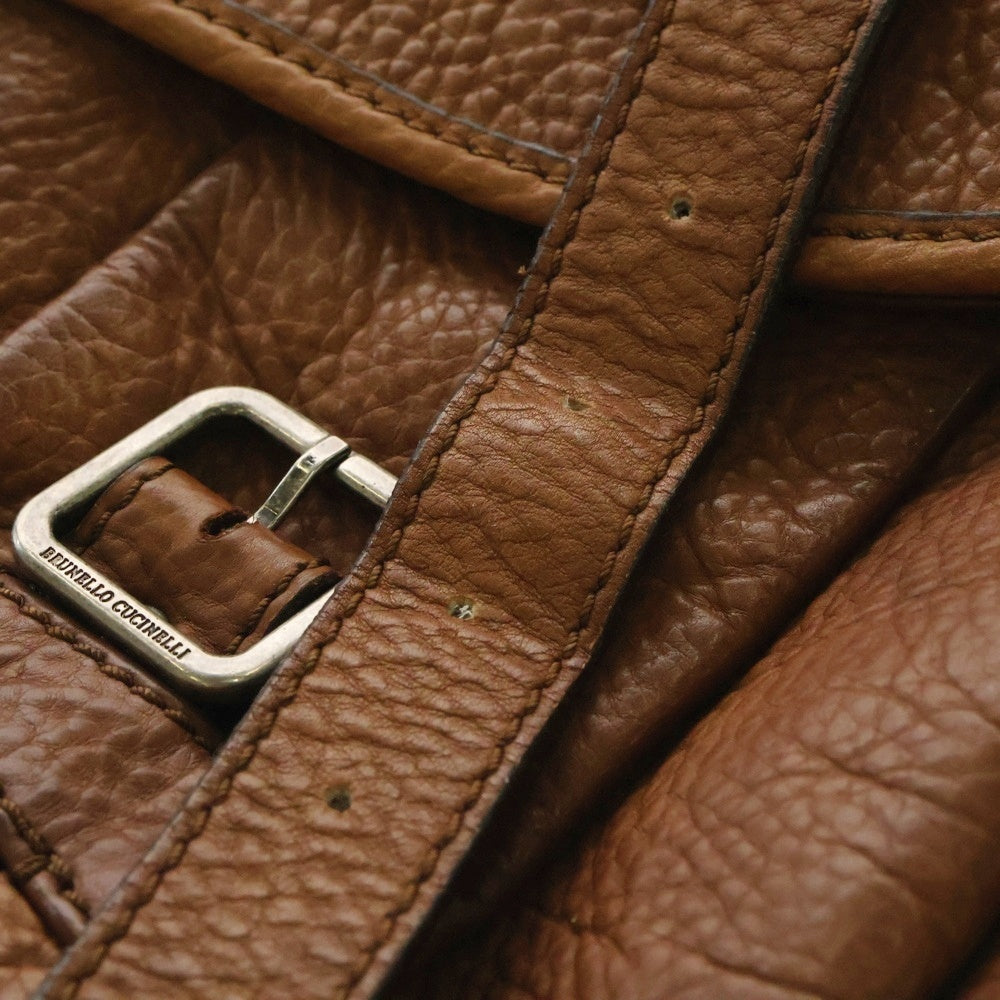 BRUNELLO CUCINELLI(ブルネロクチネリ) エンボスロゴ レザー メッセンジャーバッグ ショルダーバッグ ブラウン