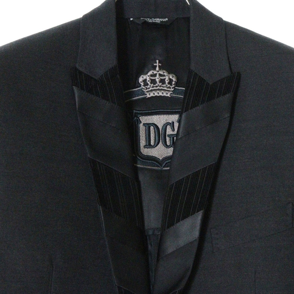 DOLCE & GABBANA(ドルチェアンドガッバーナ) 裏地ロゴワッペン ラペル切り替え 1B シングルテーラードジャケット ブラック
