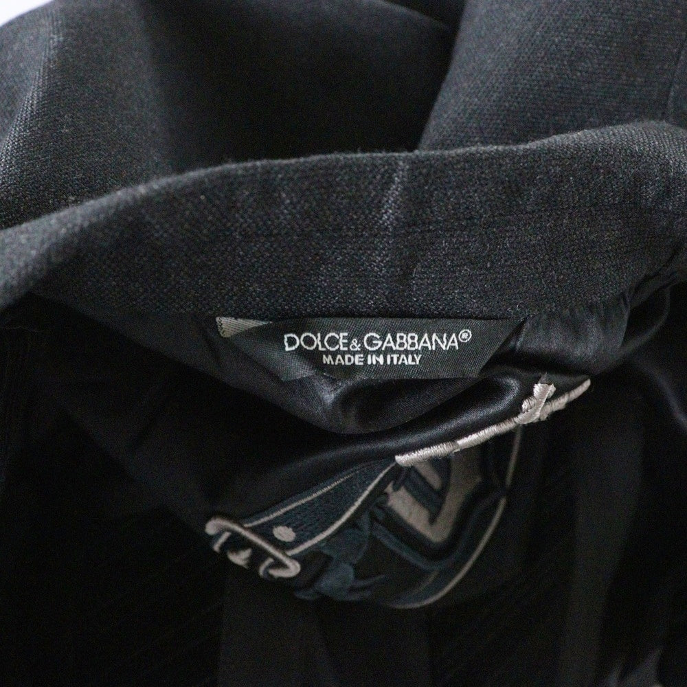 DOLCE & GABBANA(ドルチェアンドガッバーナ) 裏地ロゴワッペン ラペル切り替え 1B シングルテーラードジャケット ブラック